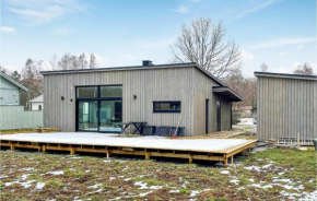 Cozy Home In Jämjö With Jacuzzi Jämjö